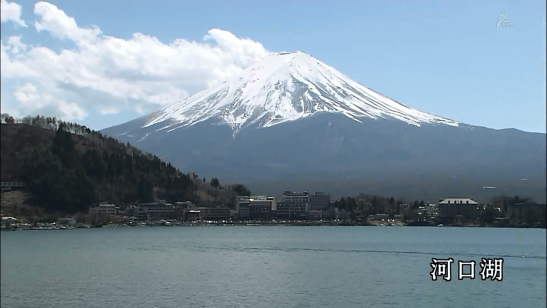 さわやかウインドー「富士山点描」c.jpg