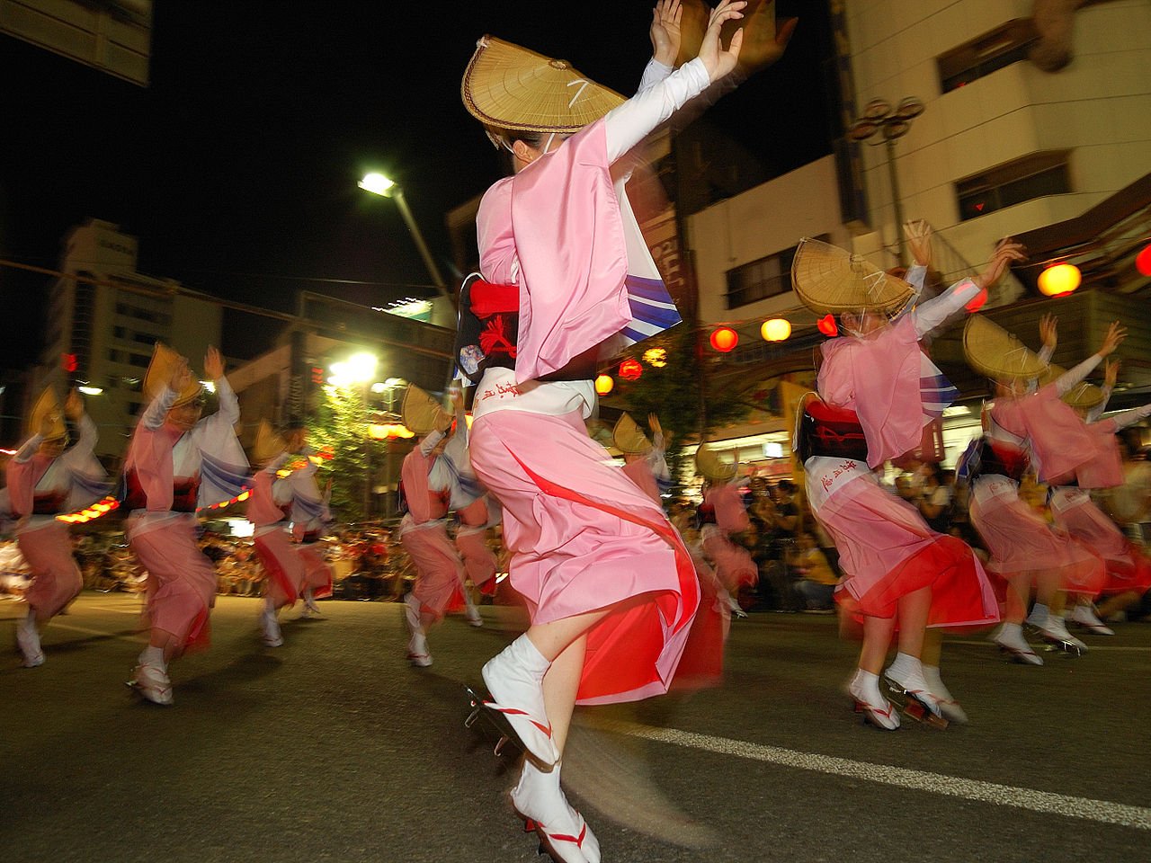 1280px-Awa-odori_2008_Tokushima.jpg